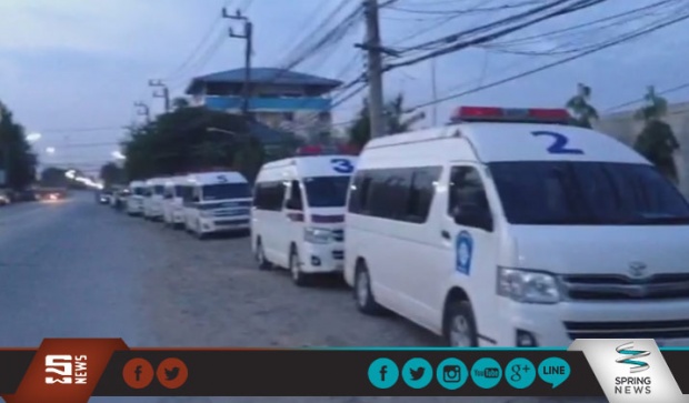 ตำรวจ-รถคุมฝูงชนพรึ่บ! หน้าวัดธรรมกาย คาดเตรียมบุกจู่โจม