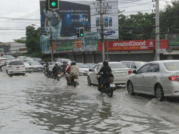 ฝนถล่มเชียงใหม่น้ำท่วมหลายจุด