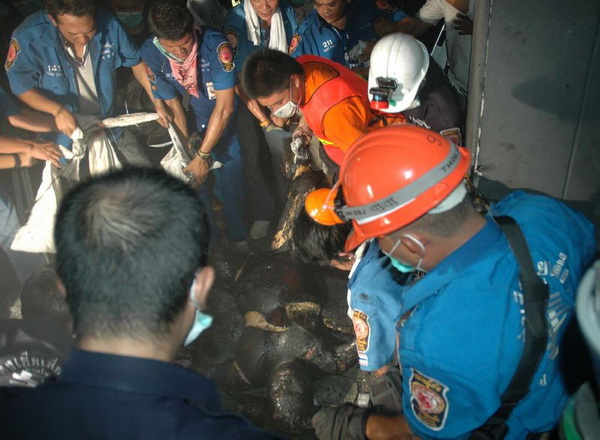 ชมภาพชุดเหตุการณ์ระเบิดโรงแรมลีการ์เด้น พลาซ่า 