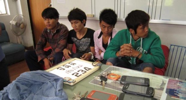 รวบแก๊งไทยใหญ่รุมทำร้ายหนุ่มนักศึกษา ชิงทรัพย์