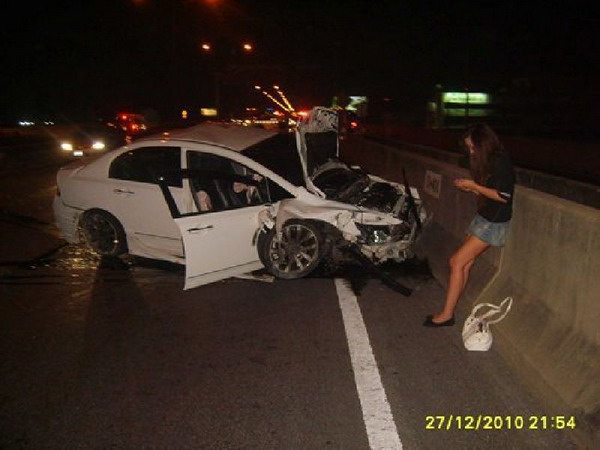ครบรอบ 1 ปี อุบัติเหตุสะเทือนขวัญ เก๋งซีวิคขาว-รถตู้มธ.รังสิต-หมอชิต(1)