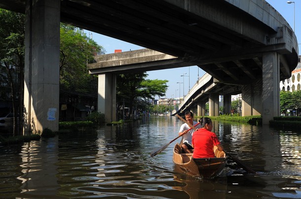 ประมวลภาพ น้ำท่วม 30 ต.ค. 54 