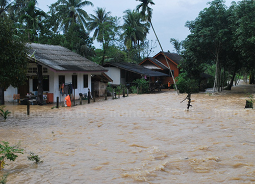 น้ำท่วมพัทลุงบางจุดสูง1ม.-อุตุเตือนล่างนครศรีฯฝนหนัก