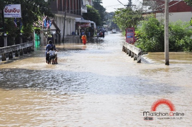 น้ำยังล้นเขื่อนลำพระเพลิง ท่วมเทศบาลเมืองปักธงชัย สถานการณ์ทรงตัว