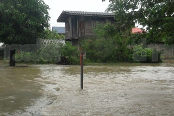 เมืองคอนจมบาดาลหลังฝนถล่มหนัก อพยพวุ่น-ร.ร.สั่งปิด 