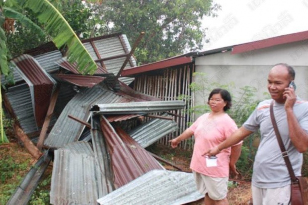พายุถล่มชัยภูมิ บ้านเรือนเสียหายกว่า 60 หลัง