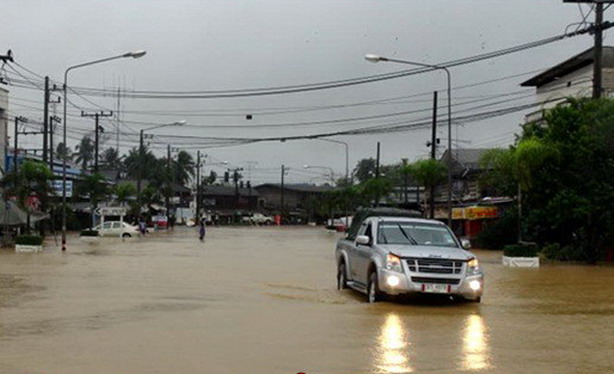 ศภช.เตือน10จังหวัดระวังน้ำท่วมฉับพลัน