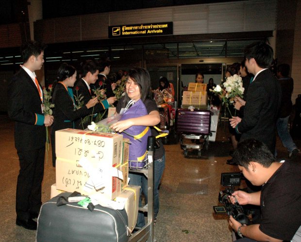 ลูกทัวร์ไทยติดค้างสนามบินอินชอนถึงไทย