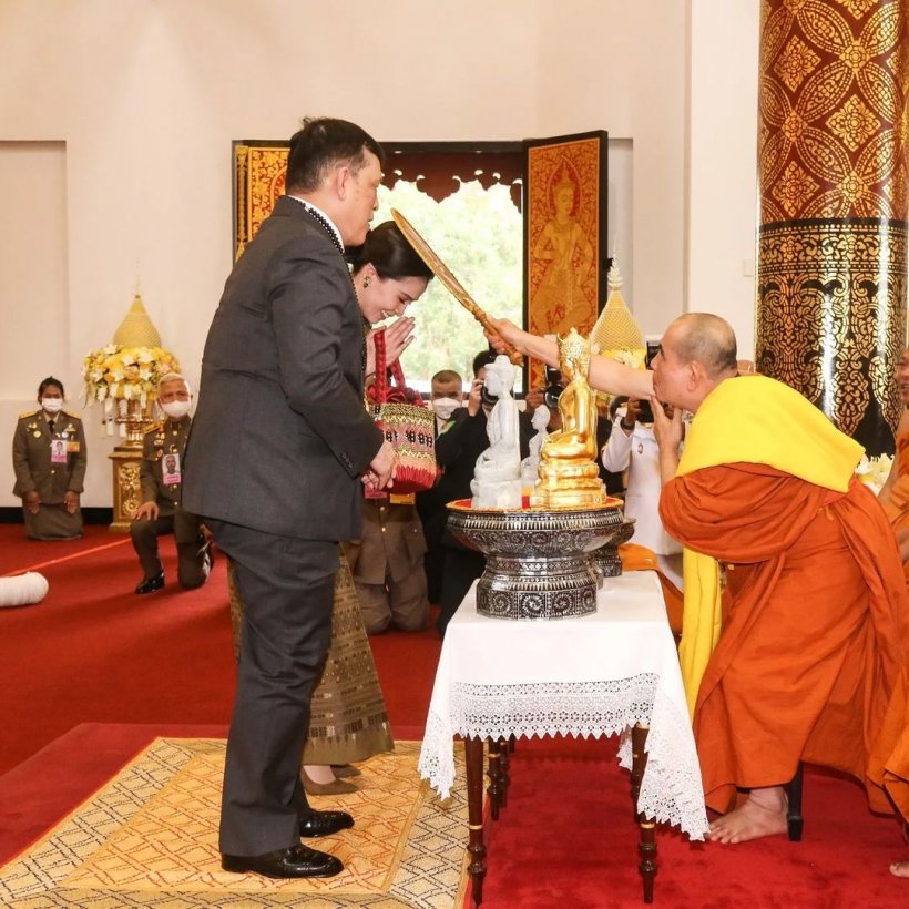 ประมวลภาพ ในหลวง พระราชินี  เสด็จพระราชดำเนินเยือนจังหวัดเชียงใหม่