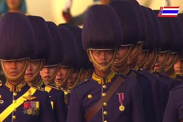 ทหารรักษาพระองค์ สวนสนามเทิดพระเกียรติ 5ธ.ค.