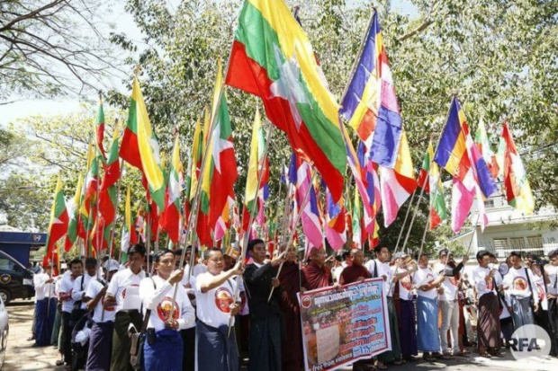 วุ่นถึงต่างแดน! “พระวีระธู” ฉายา “บินลาเดนพม่า” ฉะ”บิ๊กตู่” นำขบวนม็อบหนุนธัมมชโยที่ย่างกุ้ง!