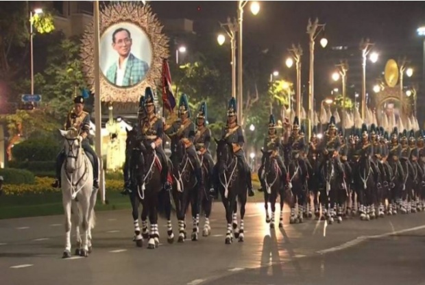 บรรจุพระบรมราชสรีรางคารในหลวง ร.9ที่ฐานพระพุทธชินสีห์