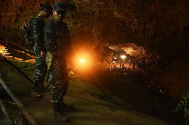 กองทัพสหรัฐ ส่งทหาร-ผู้เชี่ยวชาญ ช่วยค้นหา 13 ชีวิต ติดถ้ำหลวง