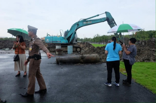 พบปืนใหญ่โบราณสมัยกรุงรัตนโกสินทร์ กลางสนามหลวง