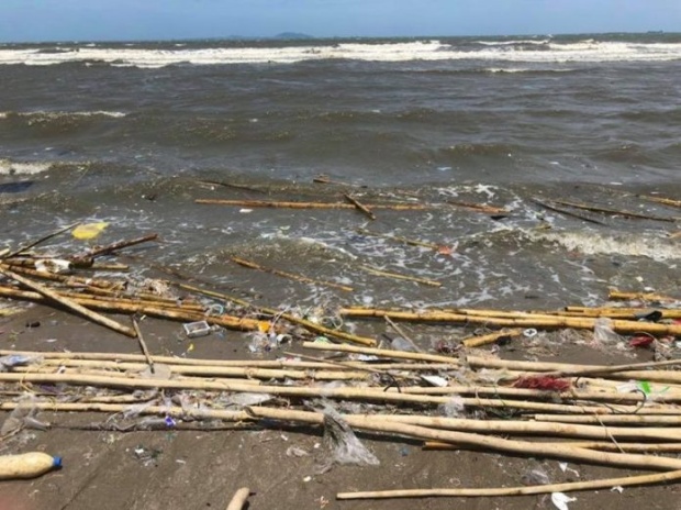 นายกตุ้ย แฉ ขยะกองพะเนิน เกลื่อนหาดบางแสน เหตุผลจากความมักง่าย!