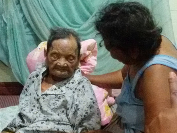 หญิงอายุกว่า100ปี ลั่นจะไปลงประชามติให้ได้ เพราะเป็นคนไทย!!