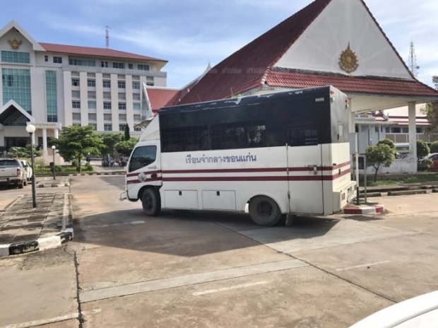 เปิดโฉมล่าสุด”เปรี้ยว-หั่นศพ” ทาปากชมพูขึ้นศาลนัดแรก หลังอัยการสั่งฟ้อง5ข้อหา!