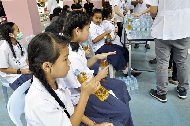 จู๊ดๆครึ่งร้อย!!! นักเรียน ป.5 โรงเรียนดัง ท้องเสียรุนแรง หลังกินข้าวมันไก่ บางรายแน่นหน้าอก อาเจียนตลอด