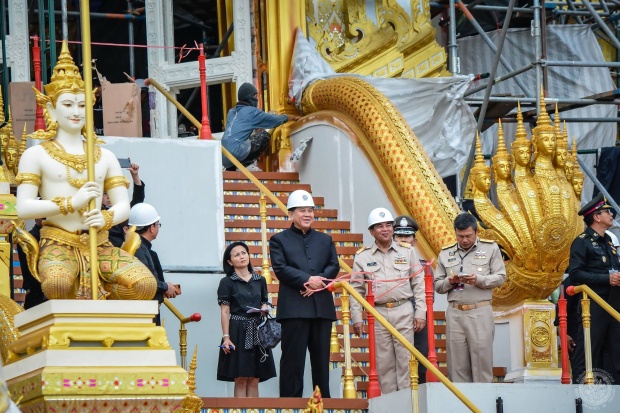 สำรวจความคืบหน้าการสร้างพระเมรุมาศฯ 