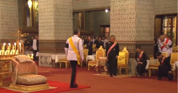 ภาพซึ้งใจ.. “พระองค์ภา-พระองค์หญิงสิริวัณณวรี” ทรงกราบ “สมเด็จพระเทพฯ”