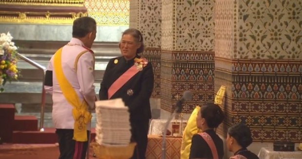 ภาพซึ้งใจ.. “พระองค์ภา-พระองค์หญิงสิริวัณณวรี” ทรงกราบ “สมเด็จพระเทพฯ”