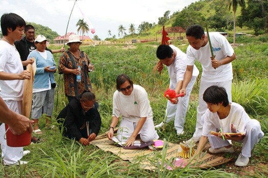 ทรงเจ้า!ปลดปล่อยวิญญาณเนิน100ศพ