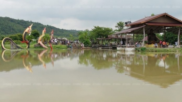 แห่ชมธรรมชาติงดงาม!! พญานาคผุดขึ้นจากสระน้ำ เล็งทำเป็นพุทธอุทยานฯ!!