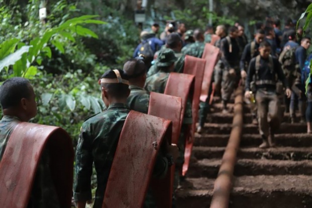 บินด่วน!!! “บิ๊กป๊อก” สั่งการใกล้ชิด วางแผนช่วย 13 ชีวิต พร้อมทำทุกวิถีทาง!!