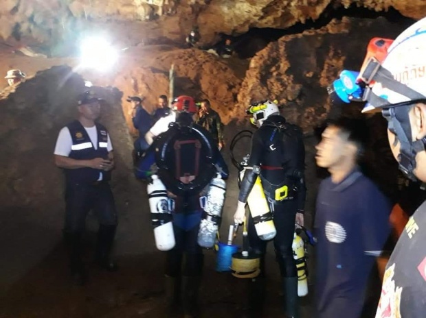 เปิดภาพล่าสุด!! จากในถ้ำหลวง ทีมดำน้ำระดับโลกอังกฤษ ลุยดำน้ำ 2 ชม. (มีคลิป)