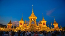 ร.10 โปรดเกล้าฯให้ขยายเวลาชมพระเมรุถึงสิ้นปี คนไทยทั่วหล้าได้ชมความงดงามเพิ่ม