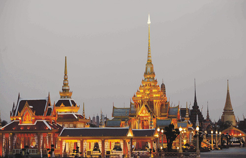 ‘กรมศิลป์’สรุปยอดชมพระเมรุ15วันกว่า 2.8 แสนคนทยอยรื้อพระเมรุ