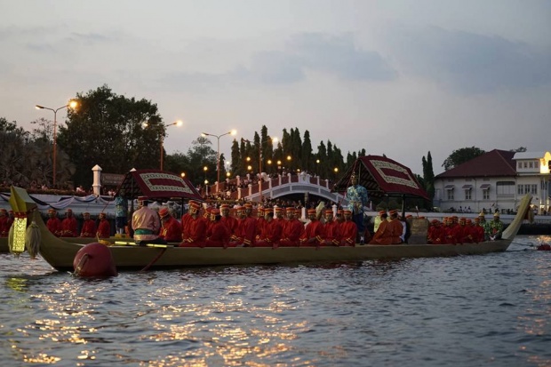 ตระการตา!! ประมวลภาพกองทัพเรือจัดงาน “จากคงคาสู่มหานที ราชนาวีผองประชาร่วมอาลัย”