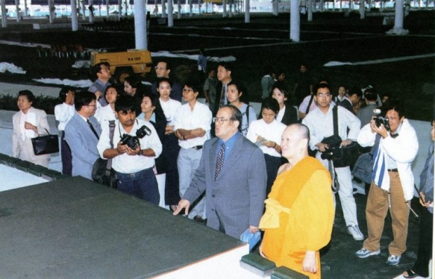 เผยชีวิต “ทัตตชีโว” จาก “รุ่นพี่ ม.เกษตร” ของธัมมชโย สู่รองเจ้าอาวาสวัดพระธรรมกาย