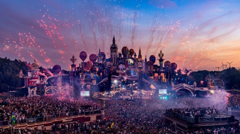 Tomorrowland รับสนใจไทย เซ็น MOU กับเอกชนแล้ว