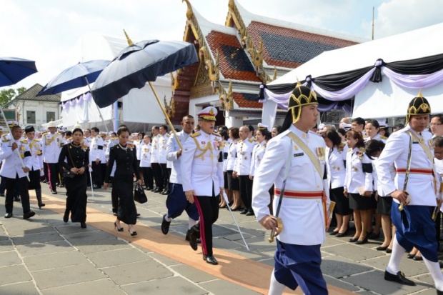 28 ต.ค.59 พระบรมฯ และพระบรมวงศานุวงศ์ ทรงบำเพ็ญพระราชกุศลปัณรสมวาร 