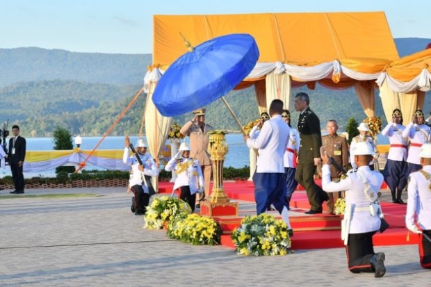 ทรงพระเจริญกึกก้อง‘ในหลวง’เสด็จฯเปิดอ่างเก็บน้ำนฤบดินทรจินดา