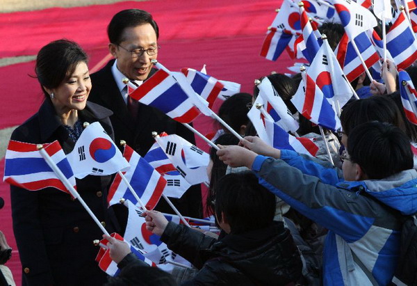 "ยิ่งลักษณ์" เยือนเกาหลีใต้ ร่วมประชุมระดับผู้นำว่าด้วยความมั่นคงทางนิวเคลียร์ 