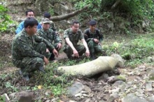 หินรูปประหลาด  เหมือนอวัยวะเพศชาย