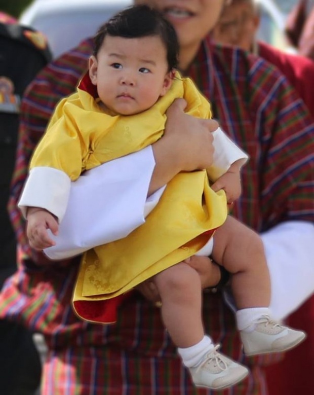  ชมพระอิริยาบถสุดน่ารัก ของ จิกมี นัมเกล วังชุก  เจ้าชายพระองค์น้อย แห่งภูฏาน! 