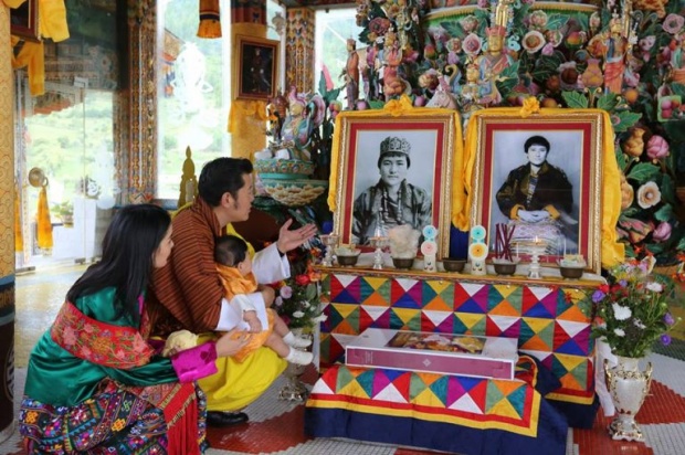  ชมพระอิริยาบถสุดน่ารัก ของ จิกมี นัมเกล วังชุก  เจ้าชายพระองค์น้อย แห่งภูฏาน! 