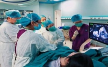 สำเร็จ! การผ่าตัดหัวใจให้ทารกในครรภ์ของศัลยแพทย์จีน