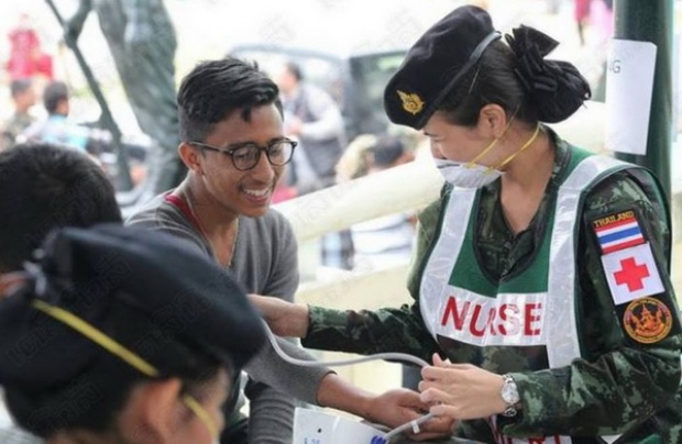 สุดประทับใจ! ชาวเนปาลเข้าคิวแน่น เพื่อให้แพทย์ทหารไทยช่วยรักษา ขอให้ทุกคนปลอดภัย