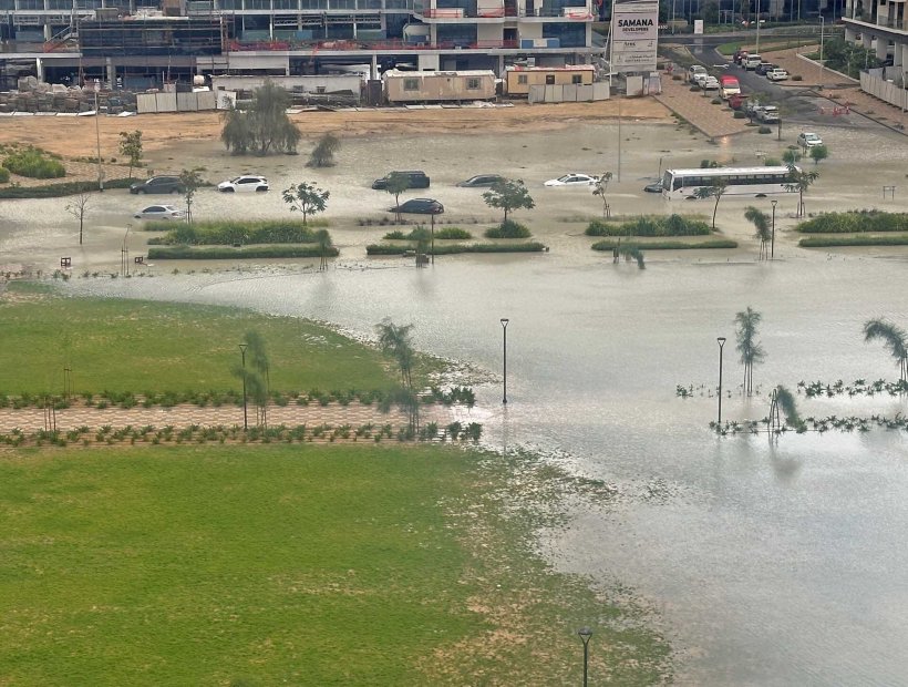 ดูไบอ่วม! เจอฝนตกหนักสุดรอบ 75 ปีดับพุ่งเเล้ว 18 ศพ