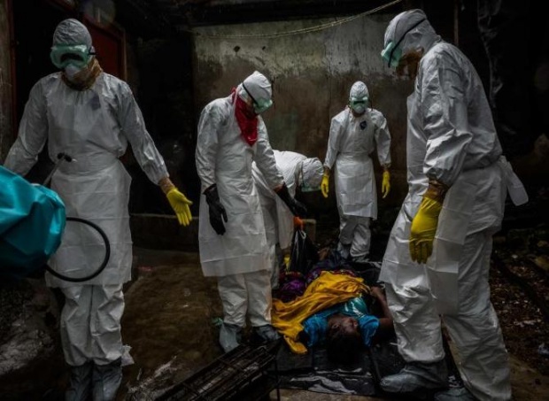 สหรัฐเพิ่มความเข้มงวดการแต่งกายเจ้าหน้าที่สู้อีโบลา 