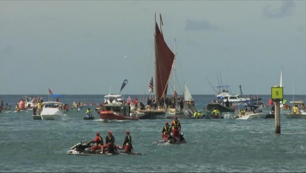 สุดยอด!! เรือแคนูฮาวาย จบการเดินทางแล้ว หลังเดินทางรอบโลกมาเป็นเวลา 3 ปี