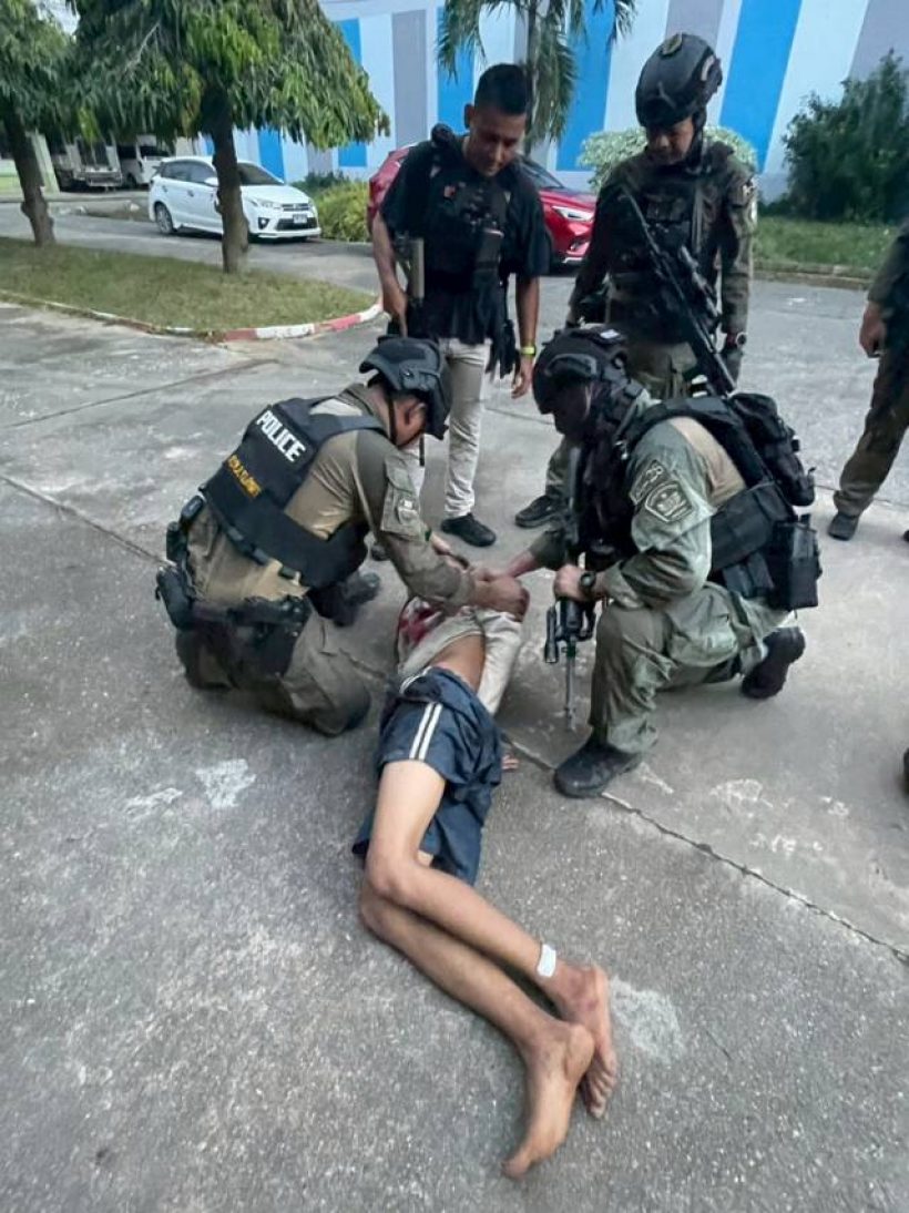 คนร้ายบุกโรงเรียนมอบตัวแล้ว