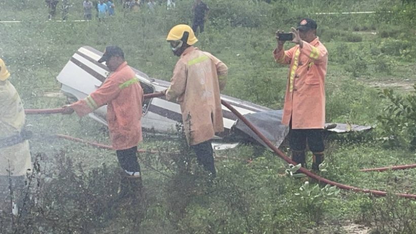 ชาวบ้านเล่านาที เฮลิคอปเตอร์เบลล์ 212 ระเบิดกลางอากาศก่อนร่วง