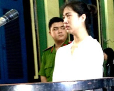 ศาลเวียดนามตัดสินประหารสาวไทย!ฐานลักลอบขนโคเคน2กิโล