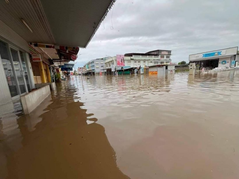 หนองคายท่วมแล้ว ระดับโขงสูงน้ำทะลักเข้าบ้านปชช.ไม่หยุด