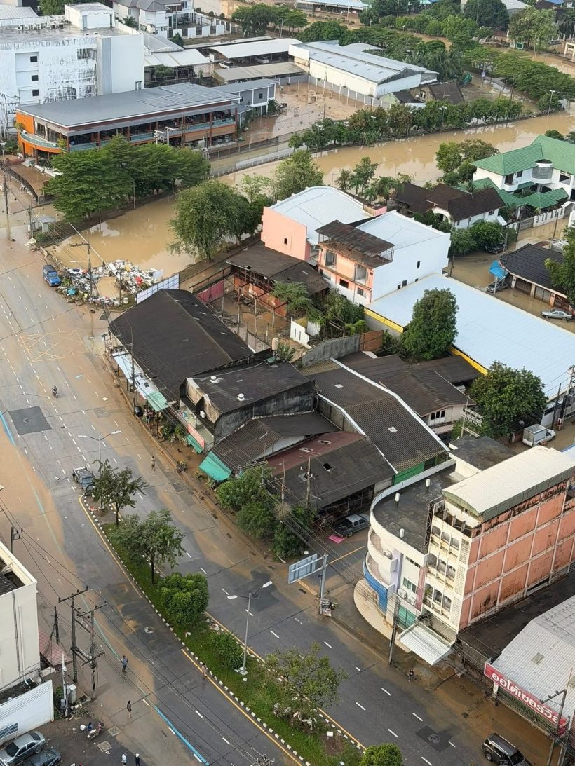 หาดใหญ่สุดช้ำ ล่าสุดน้ำเริ่มลด เเต่สภาพเหมือนโดนสึนามิถล่ม!